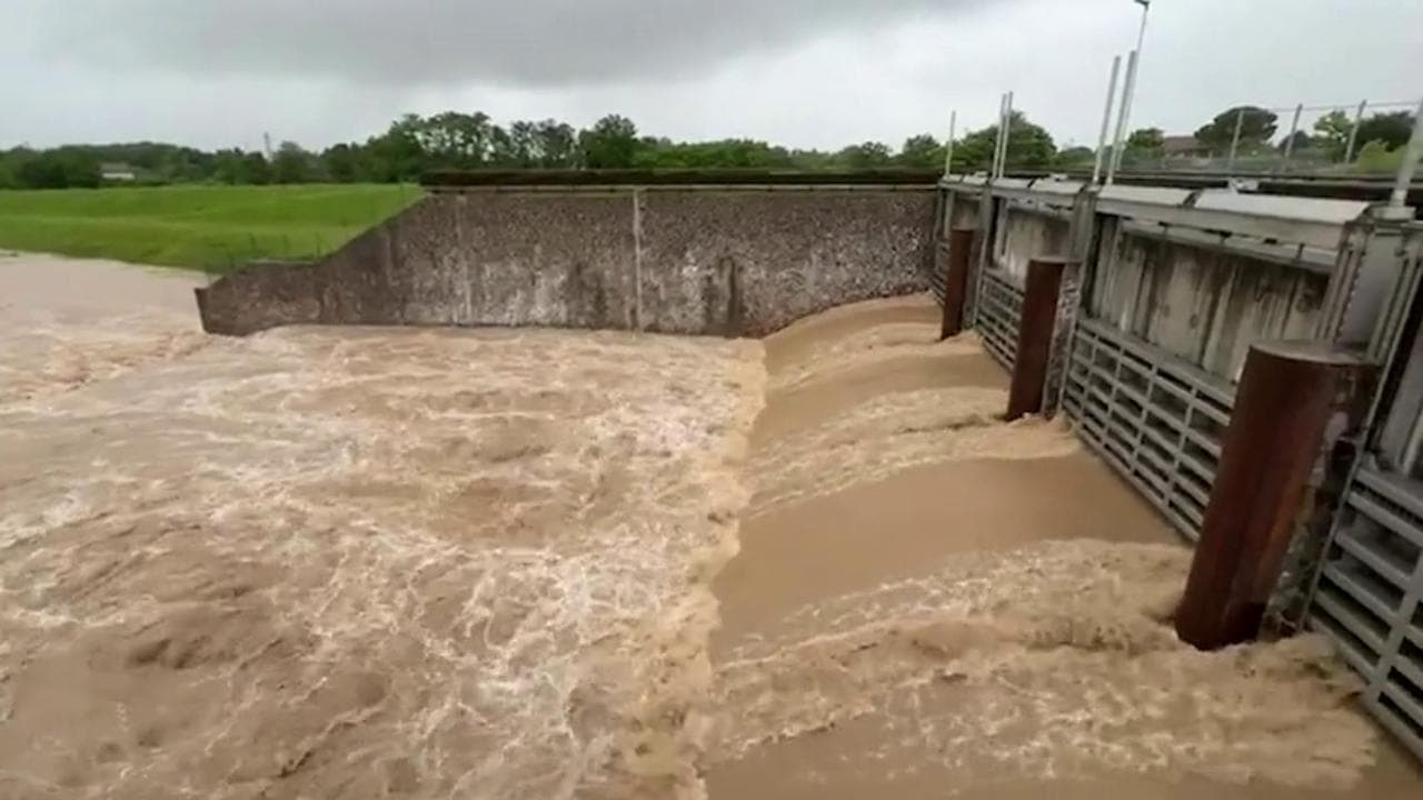 Maltempo in Veneto, a Montebello aperto il bacino di laminazione