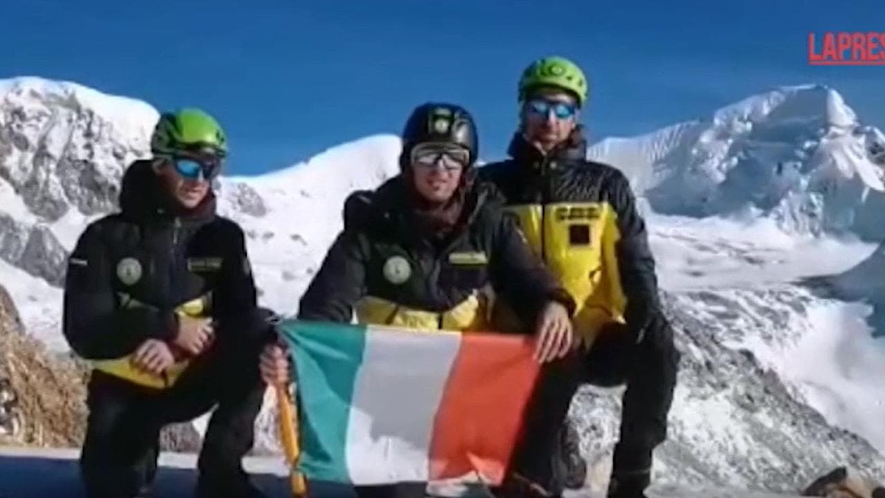 La bandiera tricolore svetta sulle Ande Boliviane: missione italiana a quasi seimila metri