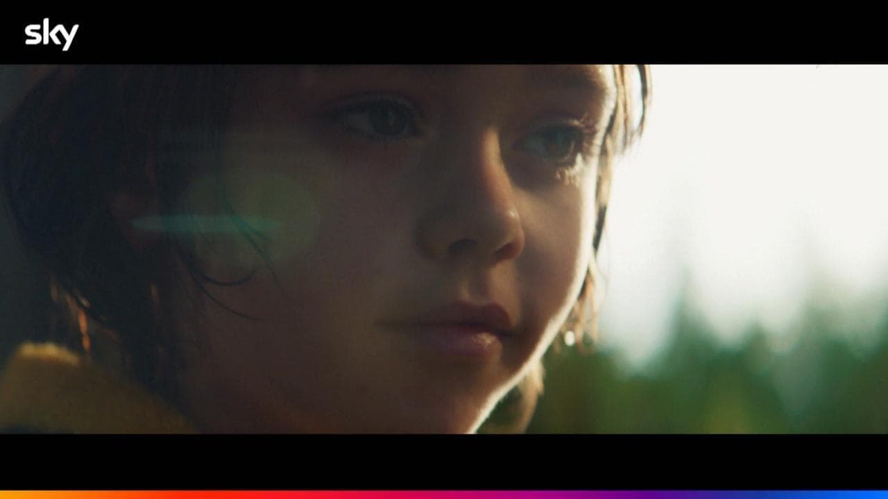 'Anna' la serie di Niccolò Ammaniti - clip 2: Soli contro tutti