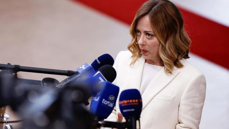 Redditometro, Meloni: “Sospendiamo il decreto. Puntiamo ai nullatenenti col Suv”