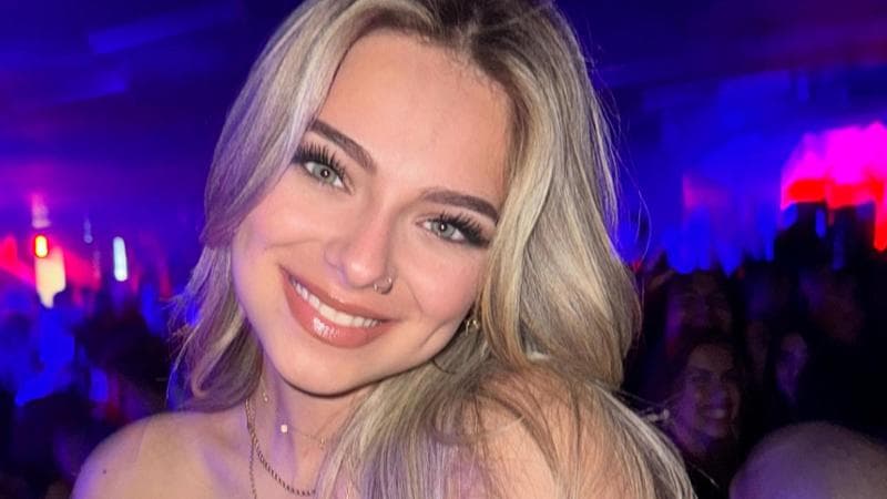 Vita da influencer, Jennifer Serpi: “Sono sorda ma nei miei video canto e ballo. Spesso gli hater poi diventano fan. I social mi hanno reso più forte”
