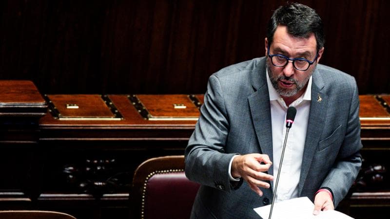 Il ministro delle Infrastrutture e Trasporti Matteo Salvini in aula alla Camera dei Deputati durante il Question Time, Roma, 22 maggio 2024. ANSA/ANGELO CARCONI