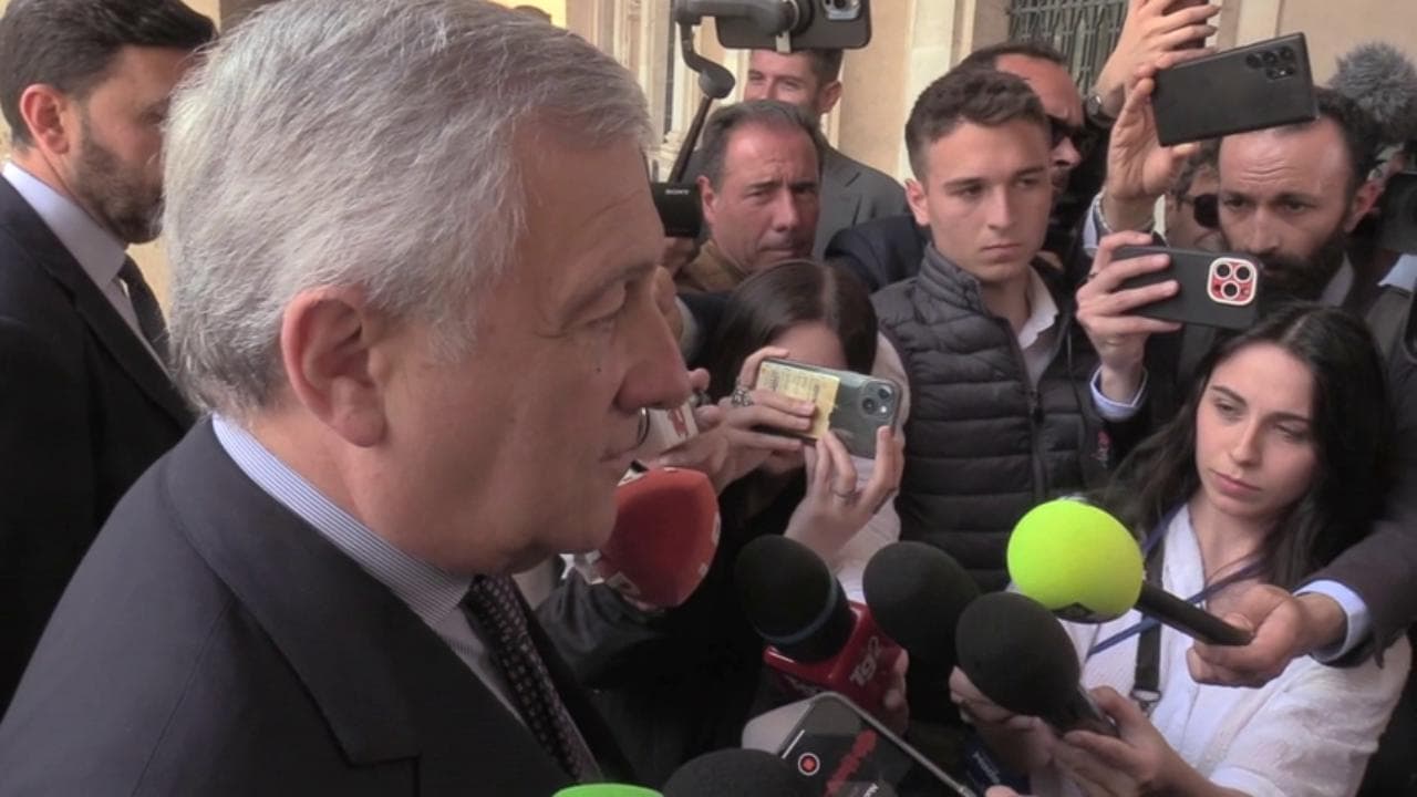 Redditometro, Tajani dice no: "Strumento obsoleto, bisogna abolirlo"