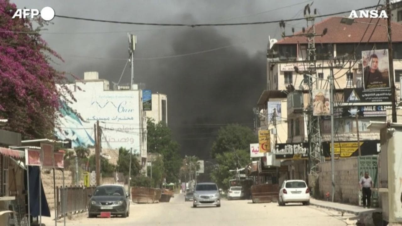 Cisgiordania, il raid dell'esercito israeliano a Jenin