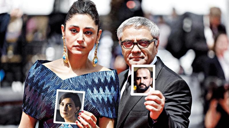 Rasoulof&nbsp;a Cannes in fuga da Teheran: “Il sistema iraniano&nbsp;è una macchina criminale. E ha paura delle persone che raccontano storie”

