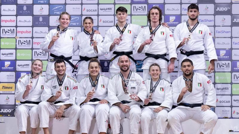 L’Italia torna da Abu Dhabi con il quinto posto nel medagliere. Il team manager Comi: “Un Mondiale così non si vedeva da anni”