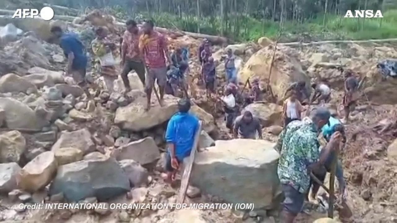 Papua Nuova Guinea un 'enorme frana travolge sei villaggi: oltre 600 i morti