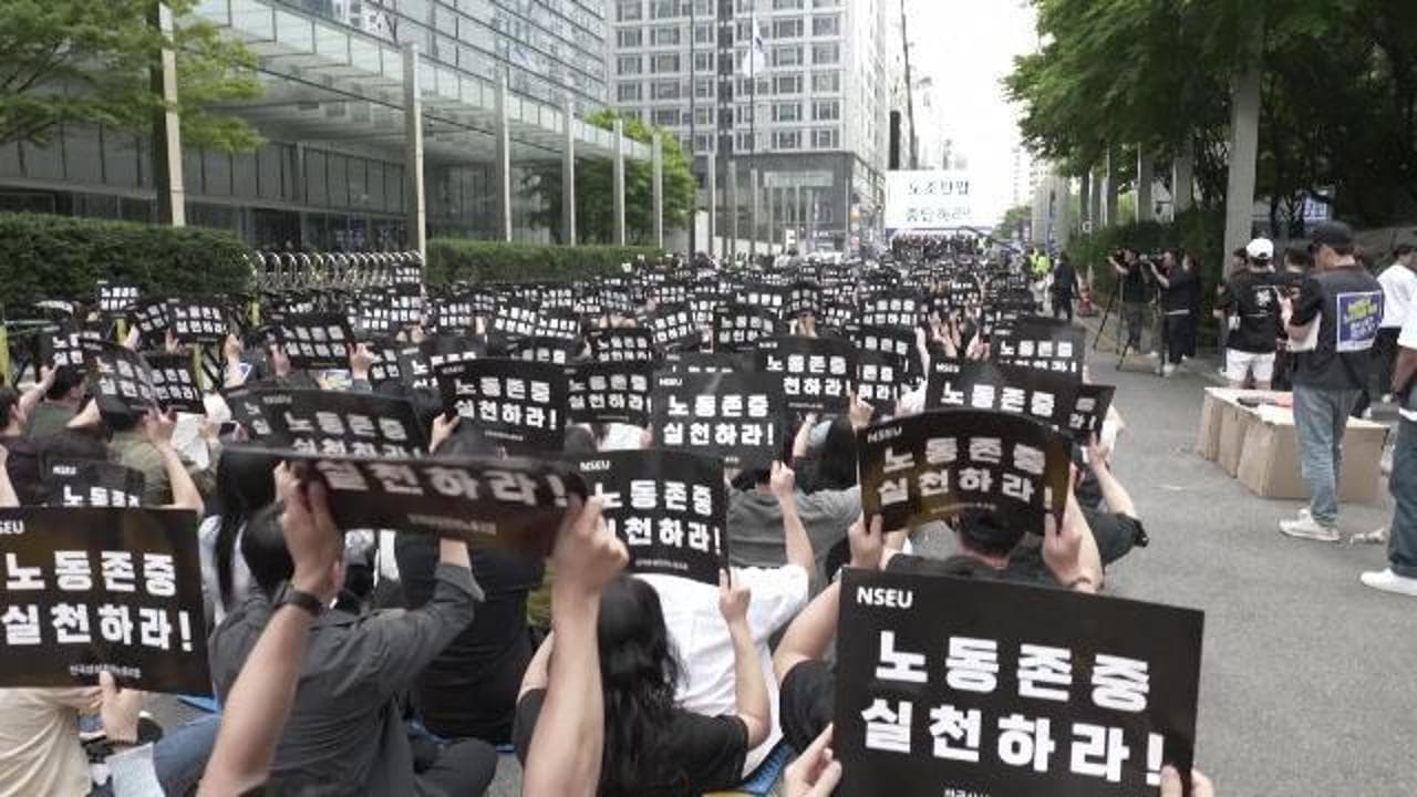 Corea del Sud, operai Samsung scioperano. I sindacati: "Basta repressione da parte dell'azienda"