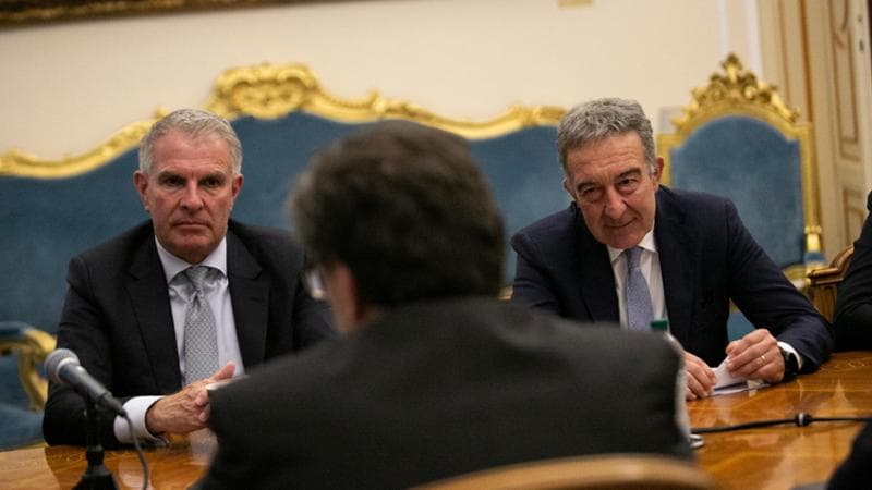 L'ad di Lufthansa Spohr (a sinistra) con il presidente di Ita, Antonino Turicchi