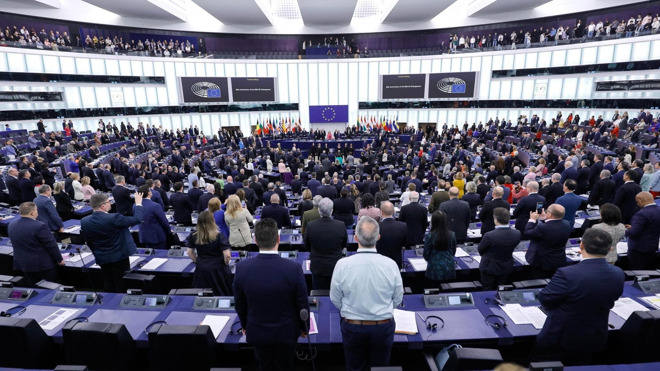 Come si vota alle elezioni Europee 2024 e il sistema delle preferenze