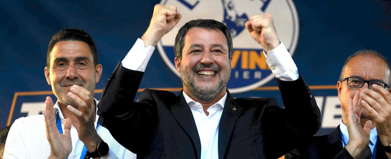 Milano - Comizio Elettorale di Matteo Salvini e Roberto Vannacci in Piazza Duomo (Milano - 2024-06-01, Maurizio Maule) p.s. la foto e' utilizzabile nel rispetto del contesto in cui e' stata scattata, e senza intento diffamatorio del decoro delle persone rappresentate