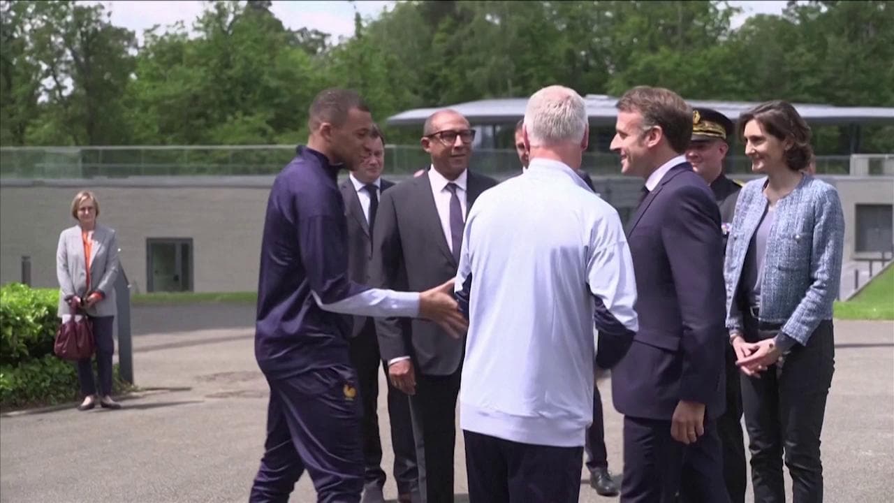 Mbappé firma con il Real fino al 2029: lo aveva anticipato al presidente Macron