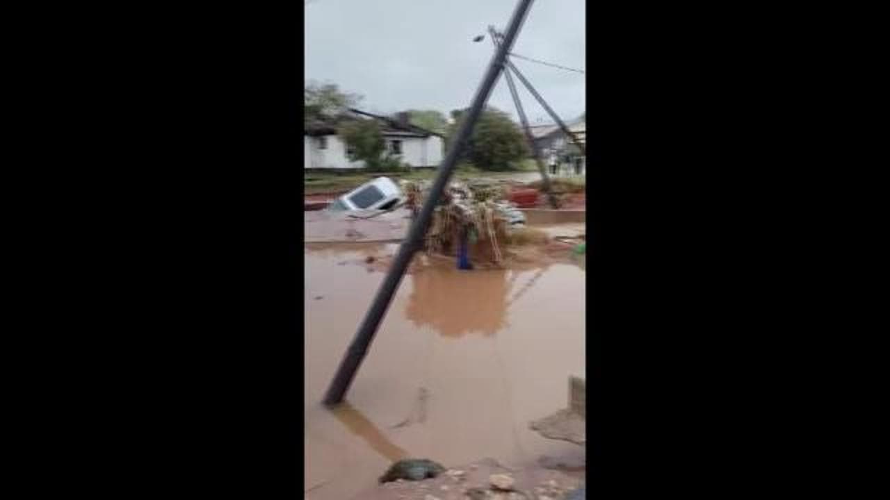 Sudafrica, piogge e inondazioni sulla costa orientale: morti e circa duecento evacuati