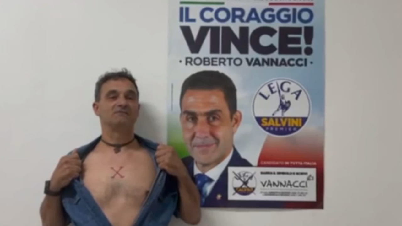 Il sindaco di Pennabilli per Vannacci: "La mia Decima al camerata generale, se fallisce fucilatemi"