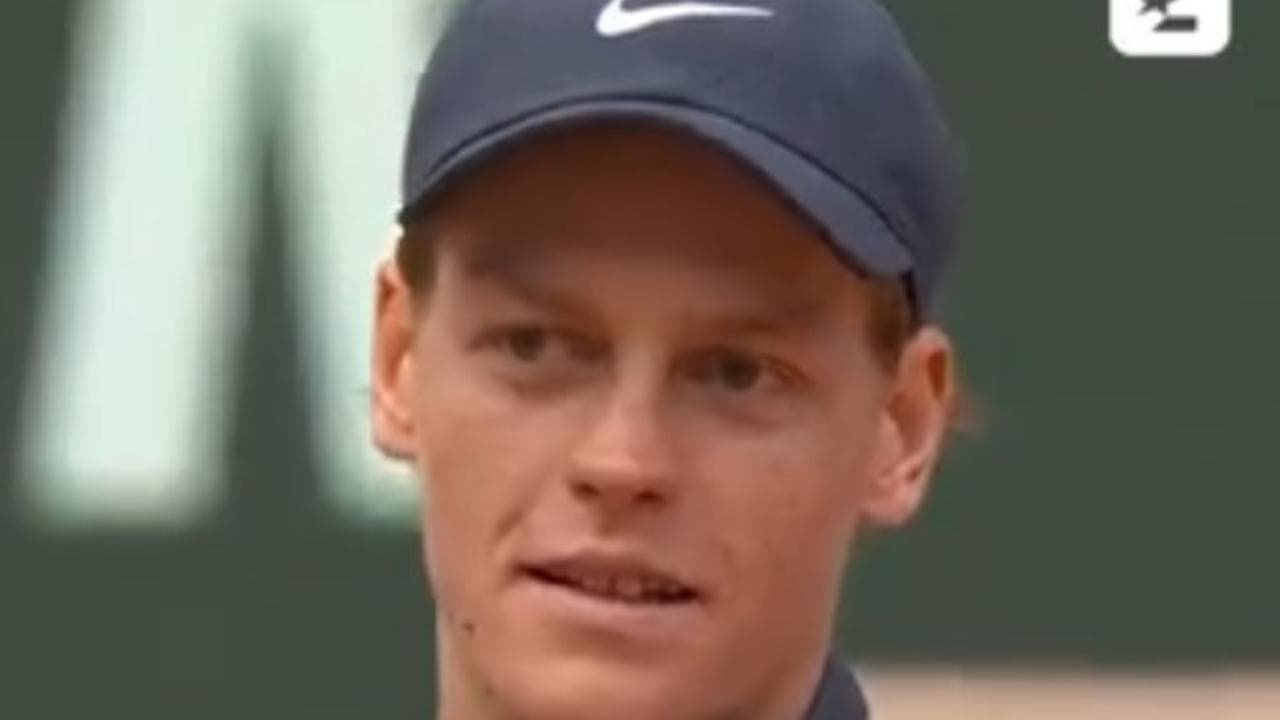 Il momento in cui Sinner scopre di essere diventato il numero uno al mondo nel tennis
