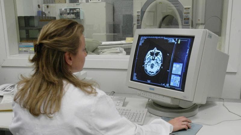 Esami nel weekend e visite dai privati. Ma mancano i soldi