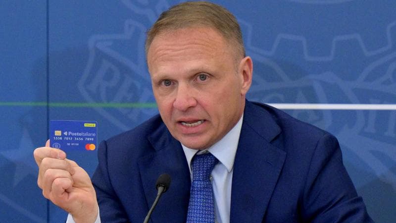 La social card sale a 500 euro. Ma lo spot “anti povertà” del governo parte in salita: niente sconti al supermercato