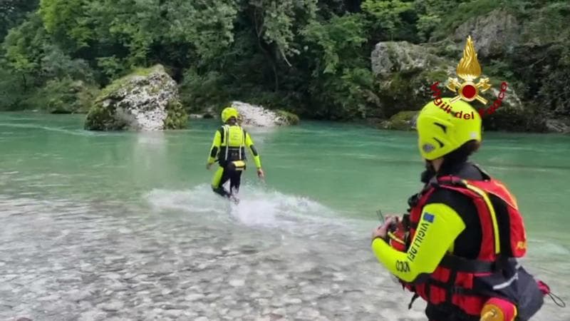 La tragedia del Natisone: riprendono le ricerche per trovare Cristian Casian, trascinato via dalle acque abbracciato alla fidanzata