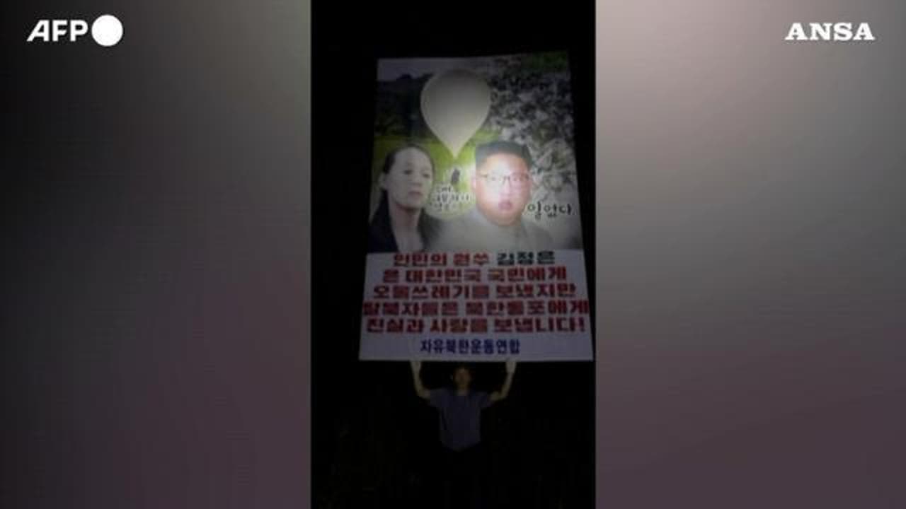 Sud Corea, attivisti rispondono a palloncini di letame lanciati d Pyongyang spedendo al nord volantini, serie tv e K-pop