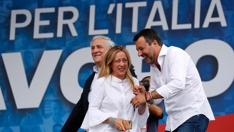 I leader del centrodestra Antonio Tajani (Forza Italia), Giorgia Meloni (Fratelli d'Italia) e Matteo Salvini (Lega) durante la manifestazione del centrodestra Insieme per l'Italia del Lavoro in Piazza del Popolo. Roma (Italia), 4 Luglio 2020