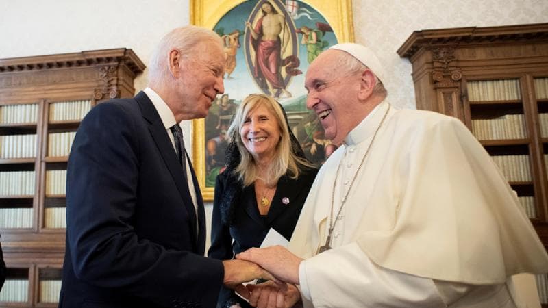 Tutti i faccia a faccia del G7: il Papa a colloquio con Biden e si prova l’incontro con Zelensky