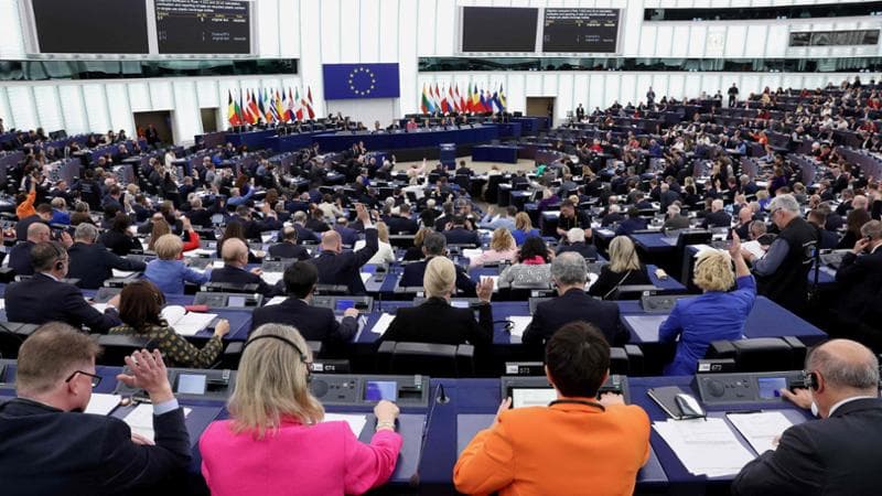 Quali sono i partiti europei e a quali aderiscono i partiti italiani