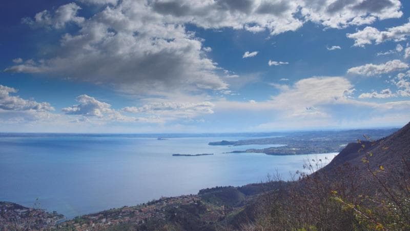 Il Cammino di Sant'Ercolano e il lago di Garda