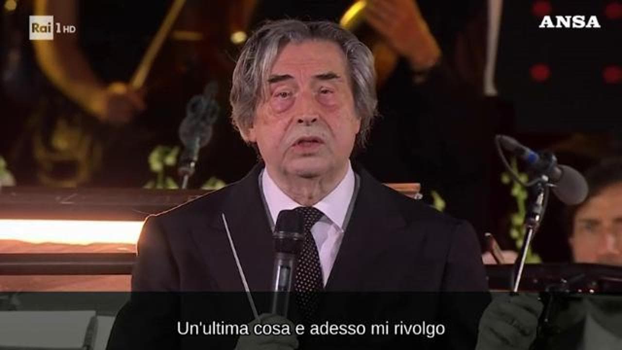 Riccardo Muti e la metafora sul Governo: "Il primo nemico dell'orchestra è il direttore"