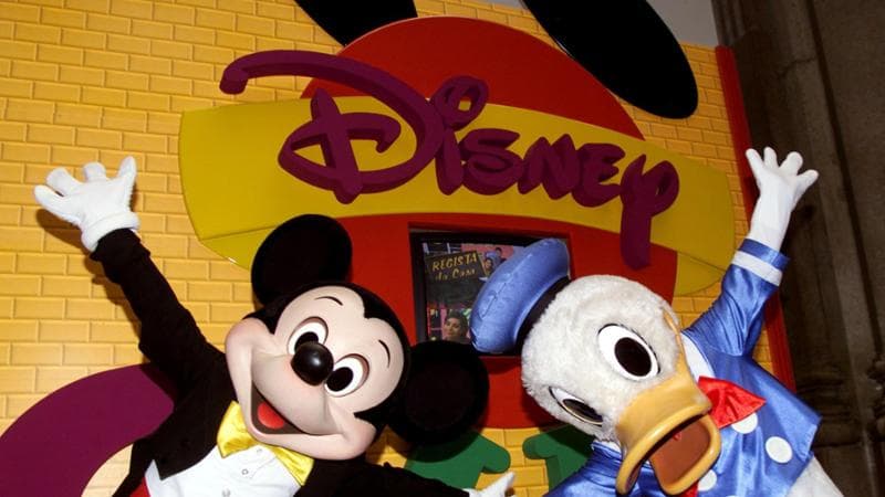 Paperino compie 90 anni, da recluta durante la guerra a supereroe dei fumetti: storia della star Disney nata come 'spalla'