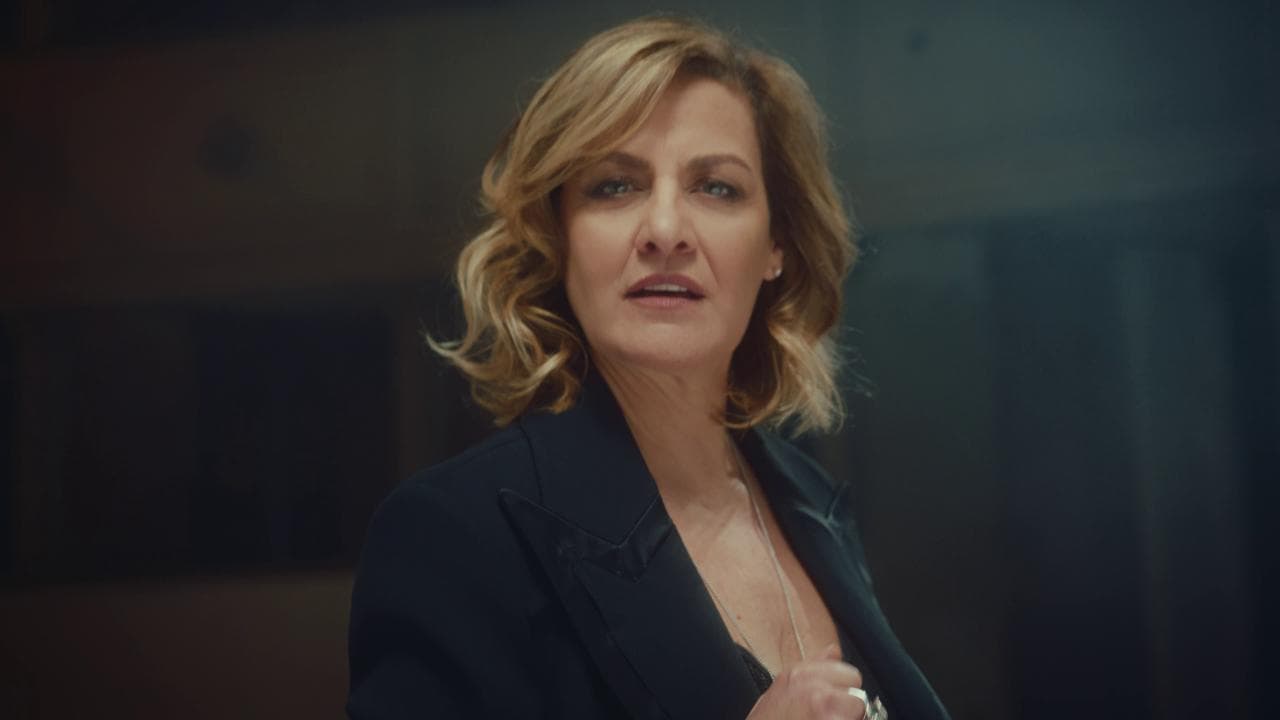 "Fiera di me": il videoclio del nuovo singolo di Irene Grandi, tutto al femminile