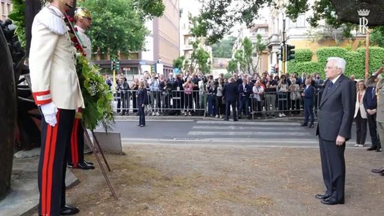 Matteotti, il Presidente Mattarella depone una corona di fiori sul luogo del rapimento