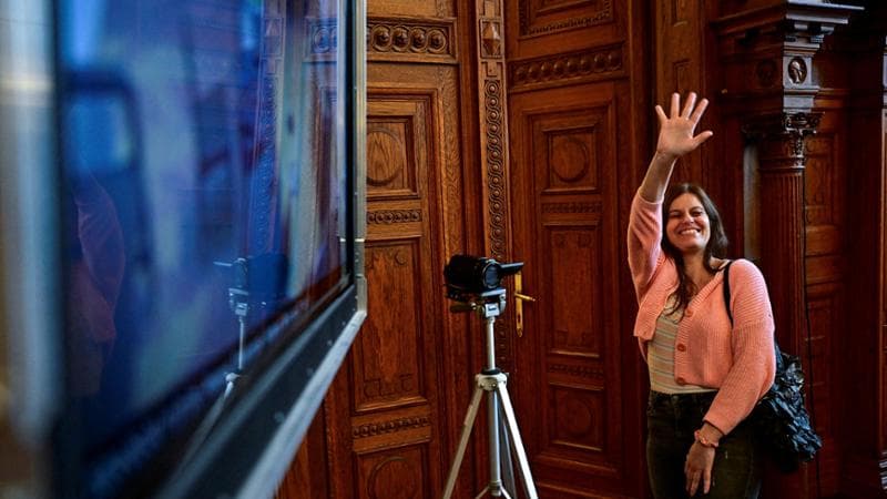 Europee, a Ilaria Salis più voti che ad Antonio Tajani: “Un pezzo di carta per la libertà”