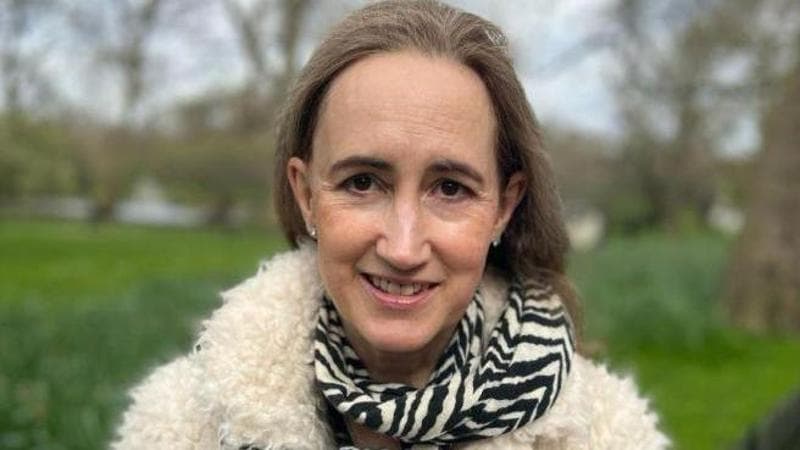 La foto pubblicata su Instagram da Sophie Kinsella insieme all'annuncio della malattia