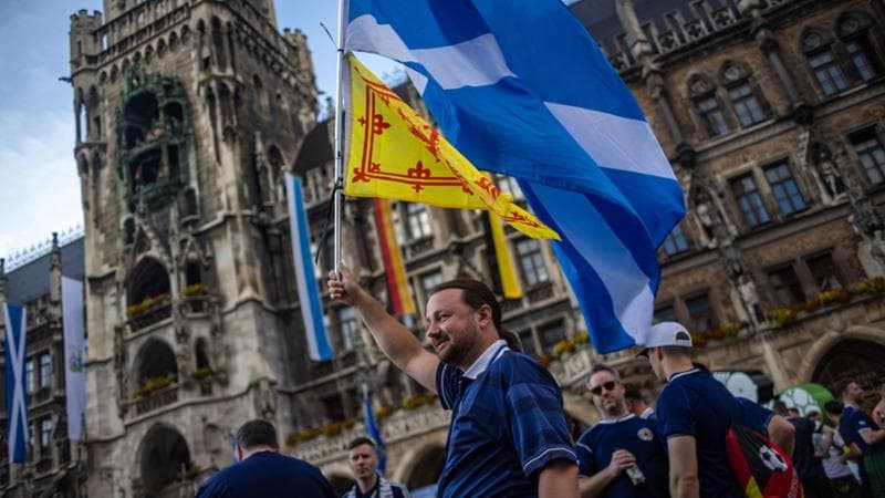 I tifosi scozzesi a Marienplatz, a Monaco