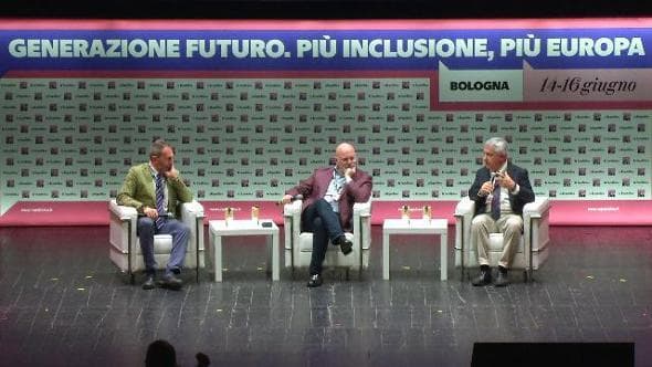 L'importanza della conoscenza quando la storia accelera