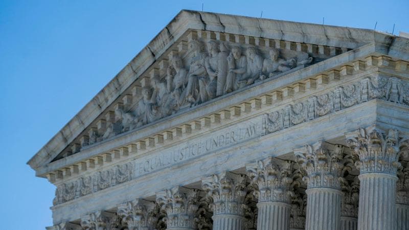 Usa, la Corte Suprema cancella l’unica norma anti-armi approvata da Trump