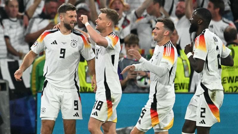 La Germania festeggia il 4-0 di Fullkrug