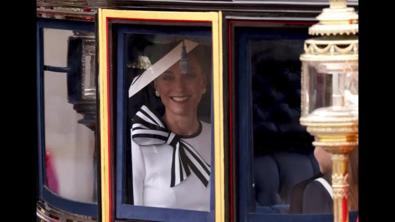 Prima uscita pubblica di Kate Middleton dall'annuncio del cancro: gli applausi sono tutti per lei