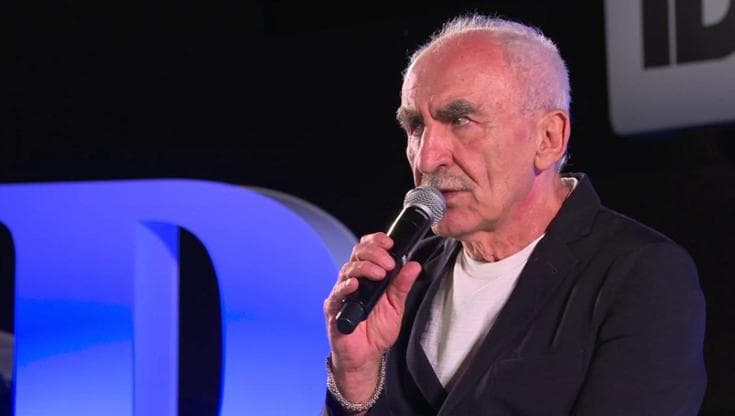 Lezioni di rock, la prima senza Assante. Castaldo racconta Dalla per celebrare Ernesto