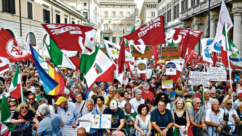 Manifestazione contro le riforme a Roma
