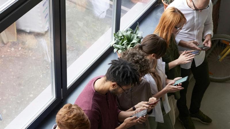 I commenti ironici sui social delle tracce di maturità: dopo Caproni, gli ex diplomandi si ribellano a Pirandello e Ungaretti