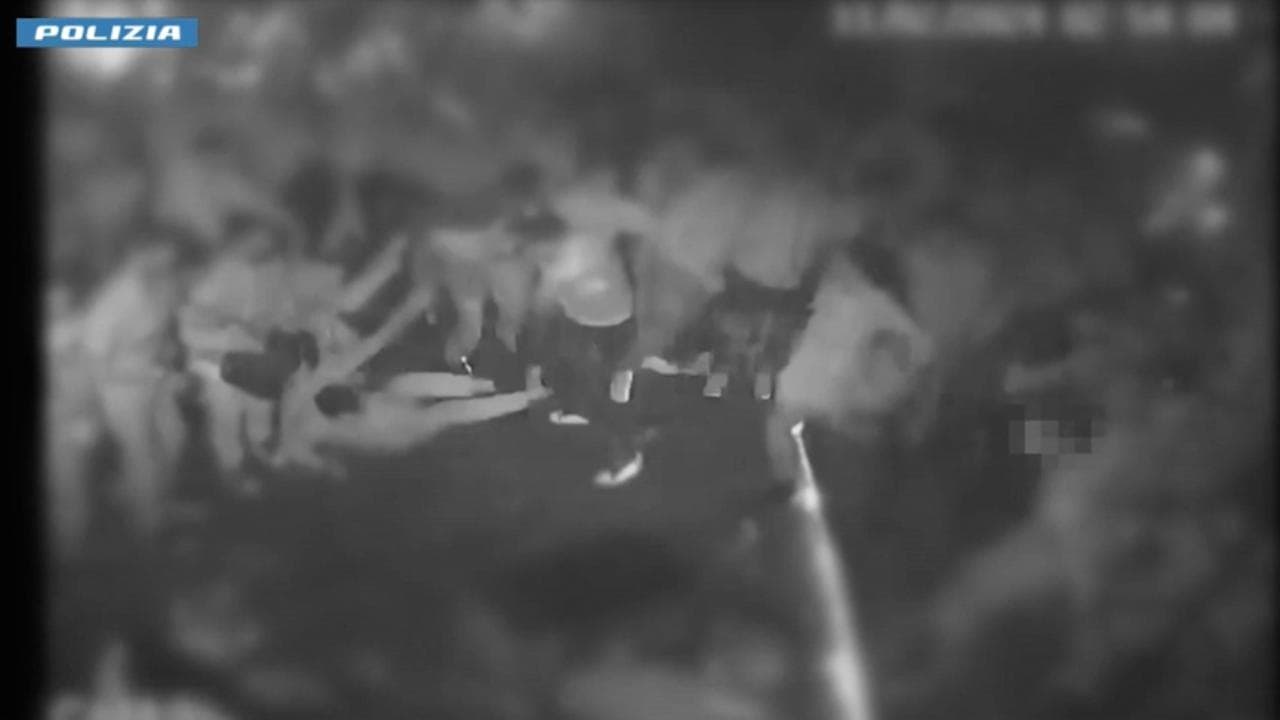 Movida violenta a Catania, pestaggi di baby gang nelle discoteche: sei arresti