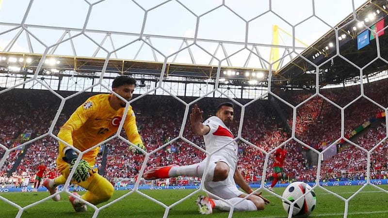 L'autogol di Samet Akaydin contro il Portogallo