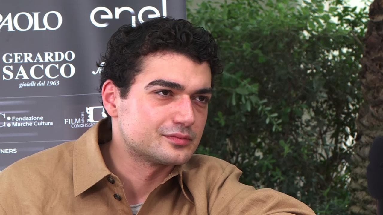 Giacomo Giorgio, da Ciro di 'Mare fuori' al Risorgimento di 'Belcanto': “Abbraccio sempre l’idea della rivoluzione, non bisogna stare a testa bassa, nella vita bisogna ribellarsi”