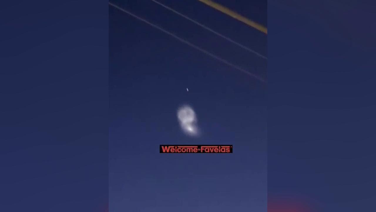 Uno strano oggetto volante nei cieli d'Italia. Ma il "mistero" è legato a Elon Musk