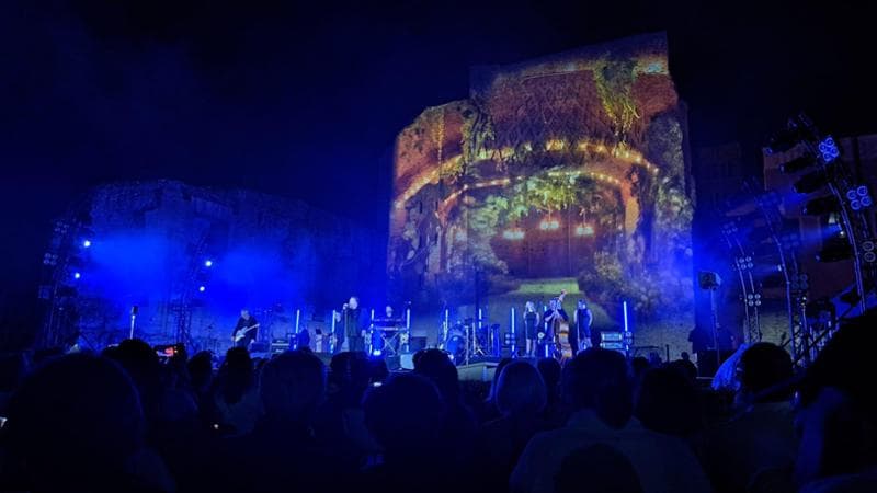 Russell Crowe e The Gentlemen Barbers in concerto al Tempio di Venere al Colosseo (foto di Carlo Moretti)