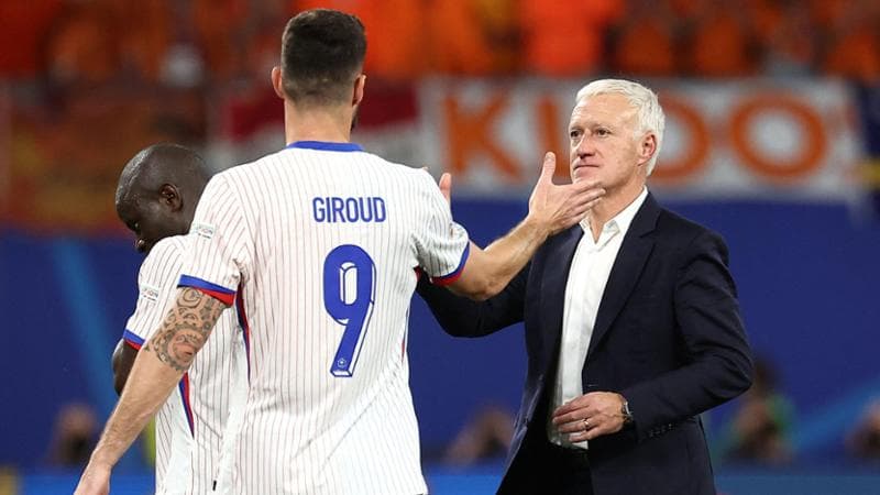 Deschamps con Giroud