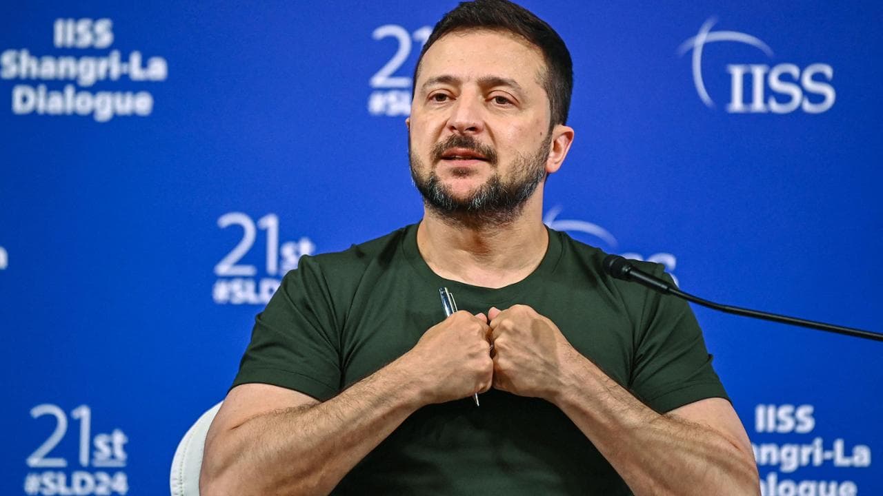 TOPSHOT - Ukraine's President Volodymyr Zelensky speaks during the 21st Shangri-La Dialogue summit at the Shangri-La Hotel in Singapore on June 2, 2024. (Photo by NHAC NGUYEN / AFP)