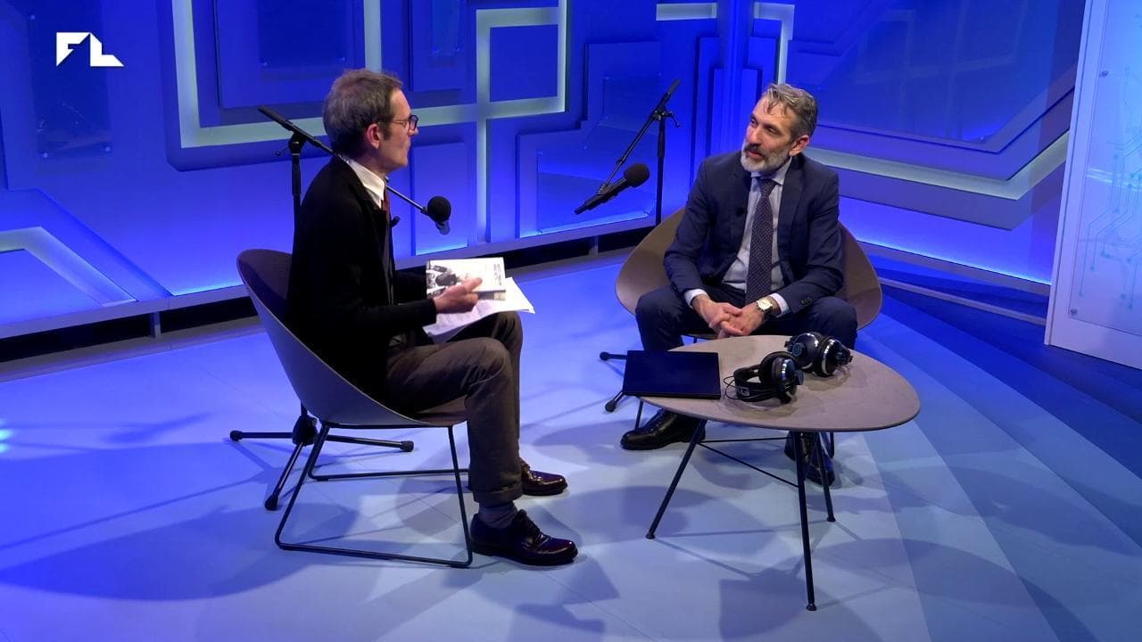 Episodio 8: Un robot ci salverà. Forse