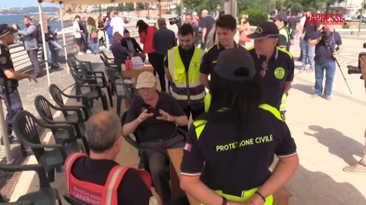 Terremoto ai Campi Flegrei, esercitazione flop a Pozzuoli: aree della Protezione civile deserte